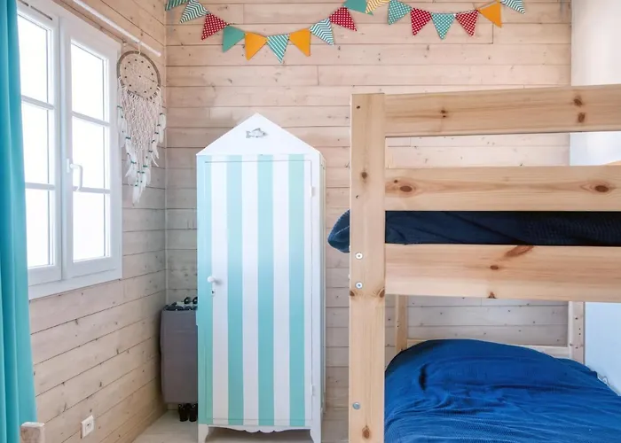 Maison Valeriane Holiday home *